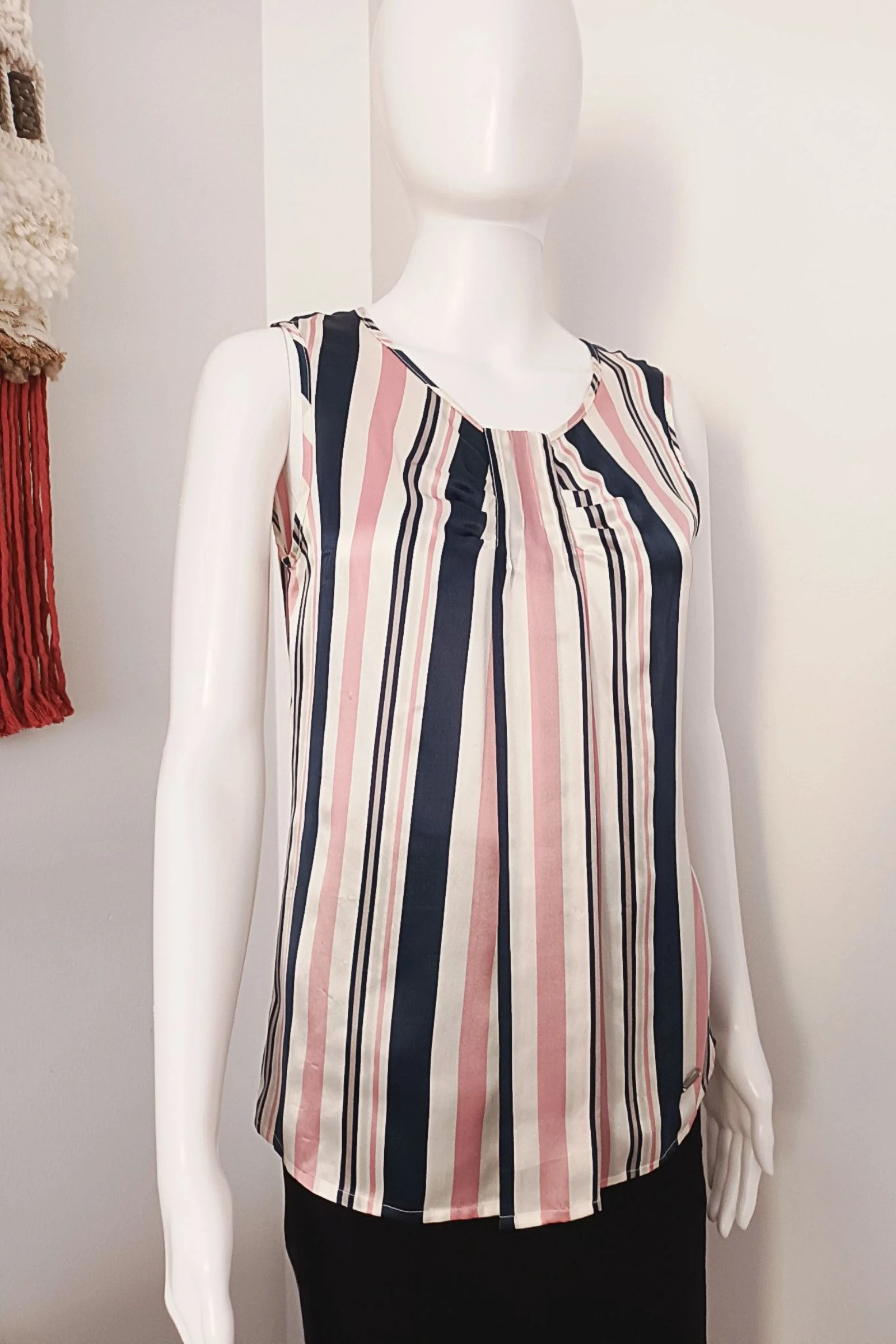 Elegante Blusa De Seda by Caramelo